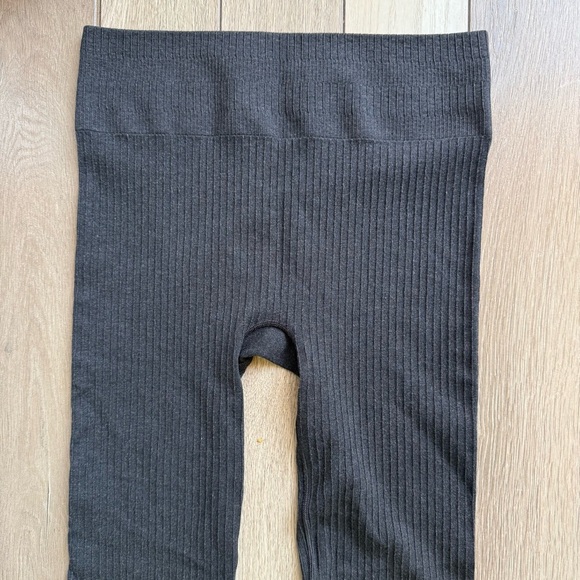 Gymshark Luxe Seamless Leggings - Charcoal - Picture 3 of 7